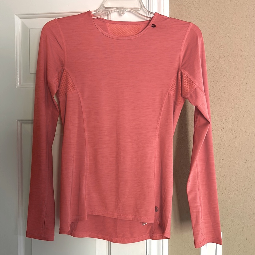 Lija long-sleeve athletic top - size small